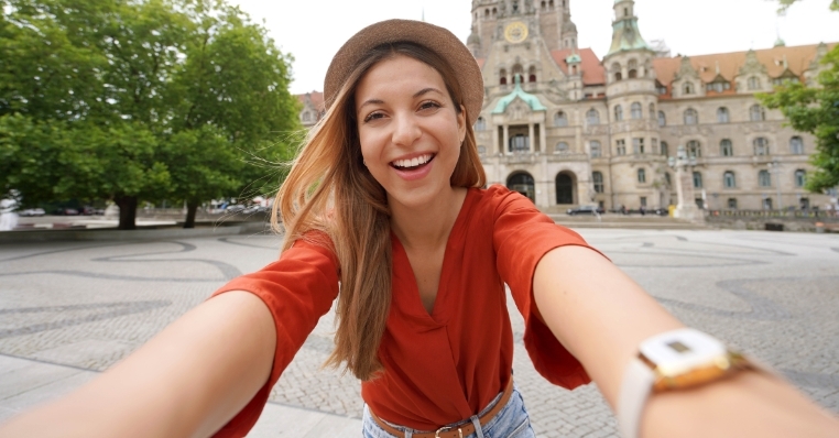 beautiful-excited-school-exchange-girl-takes-self-portrait-hanover-germany